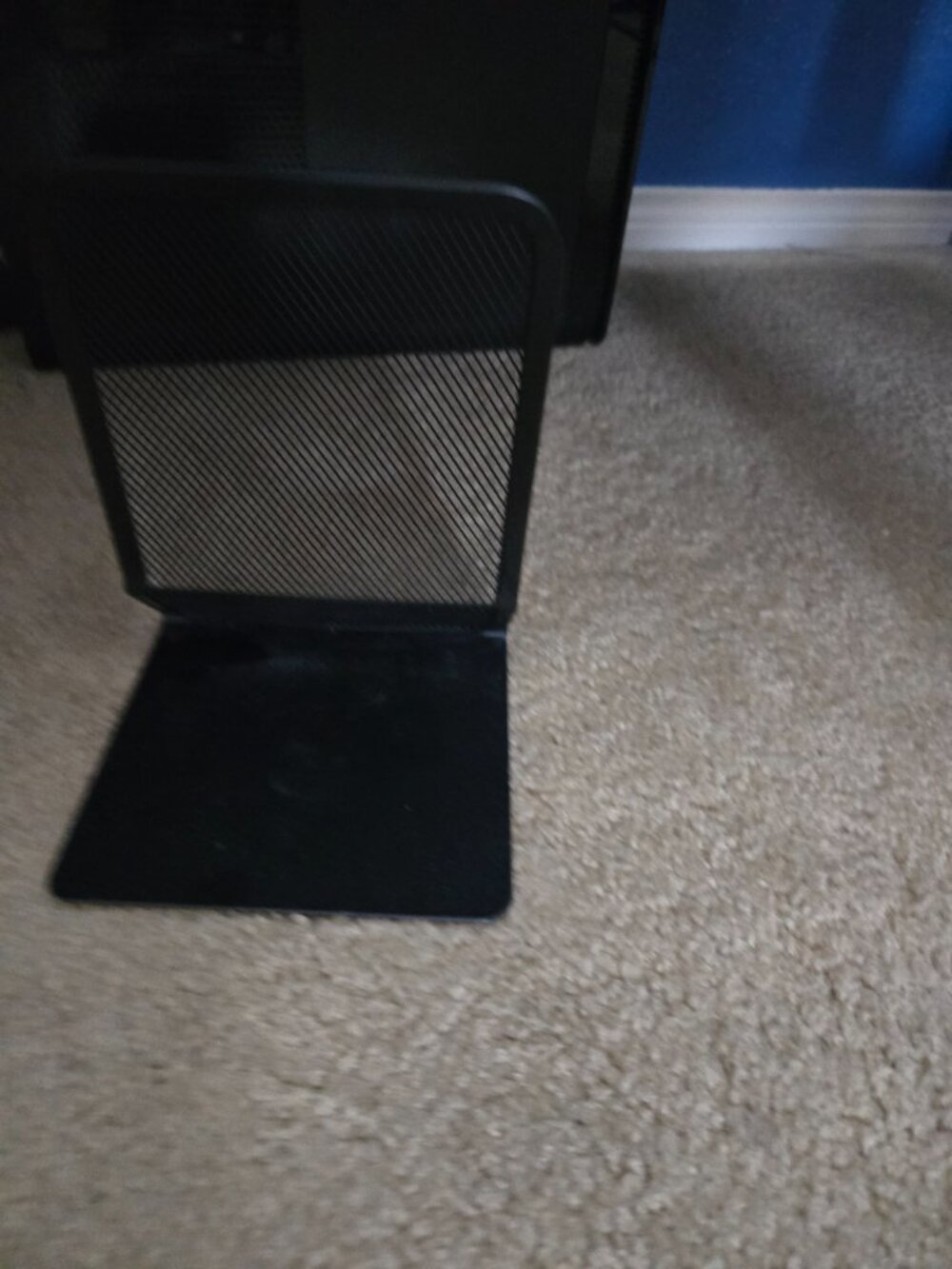 Book holder - Picture 4 of 4